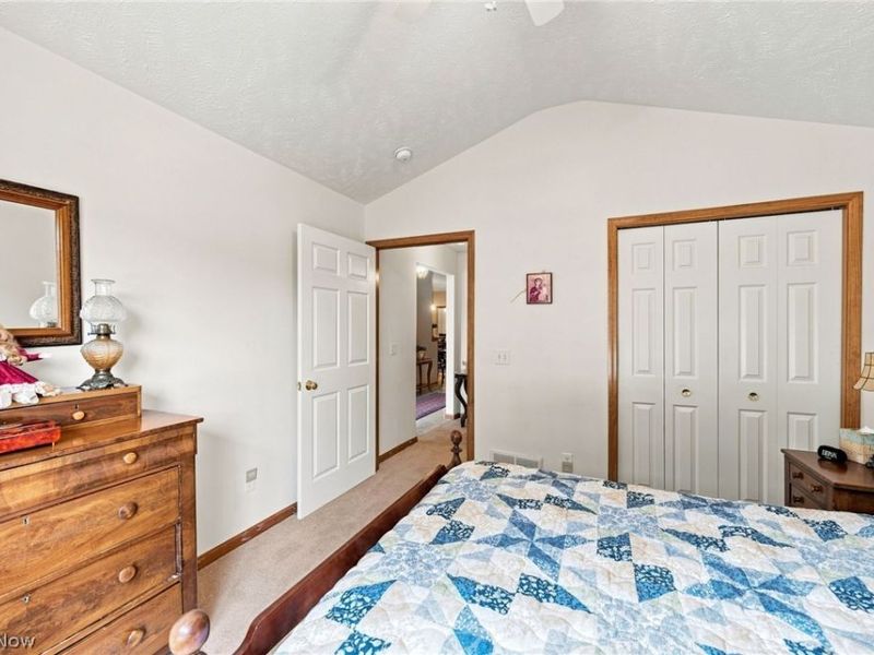 3712 Heron Drive , Lorain, OH 44053 Photo 18
