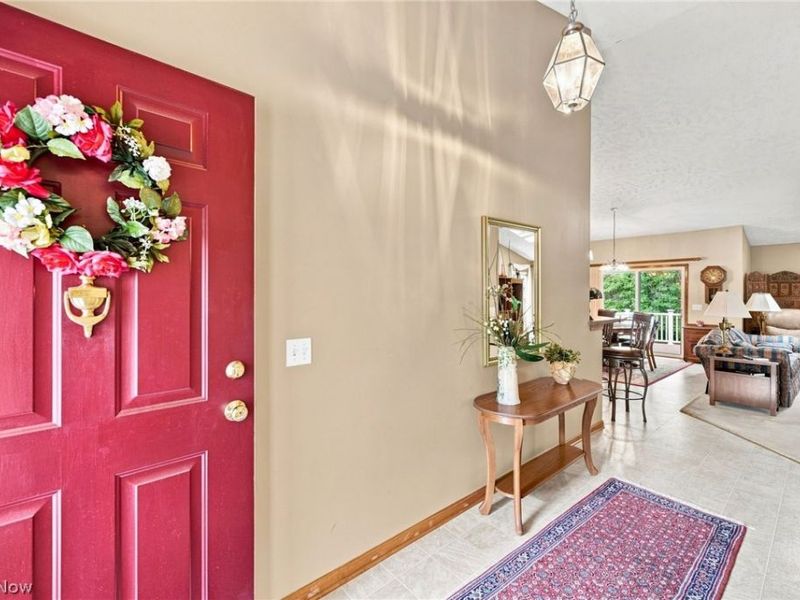 3712 Heron Drive , Lorain, OH 44053 Photo 5