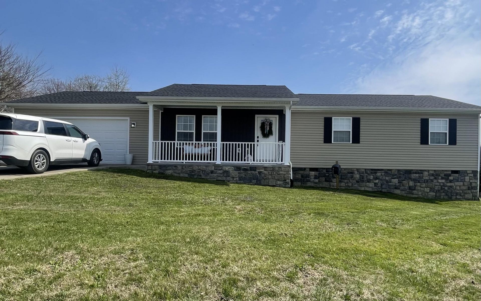 25 Hickory Hill Drive, Corbin, KY 40701 Main Photo