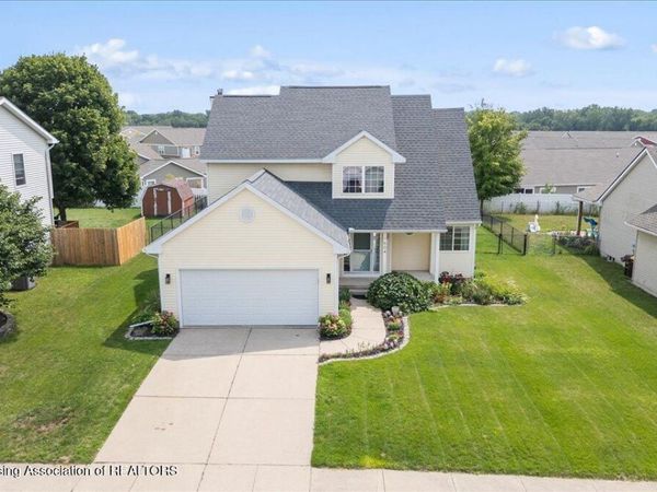1604 Holbrook Road, Holt, MI 48842