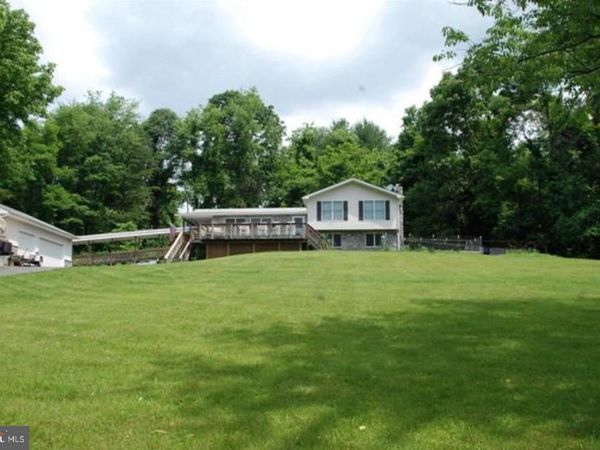 13328 JOHN MARSHALL HIGHWAY, LINDEN, VA 22642