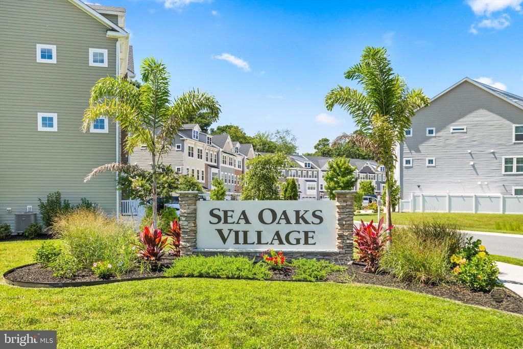12394 SEA OAKS LANE, BERLIN, MD 21811