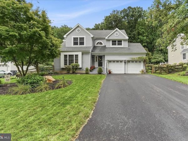 13 CANTERBURY DRIVE, KENNETT SQUARE, PA 19348