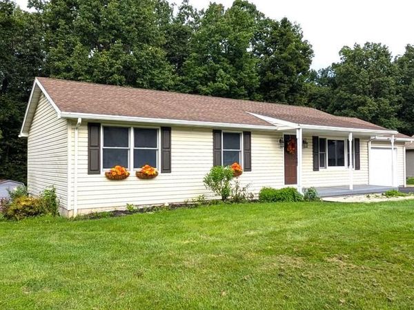 29 CHINKAPIN DRIVE, NEW OXFORD, PA 17350
