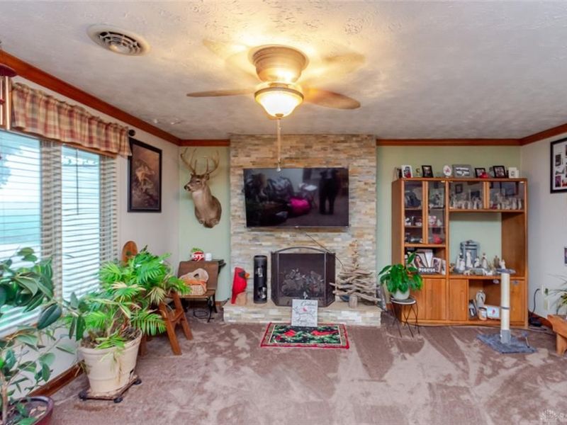 3142 Paint Creek Road, Eaton, OH 45320 Photo 7