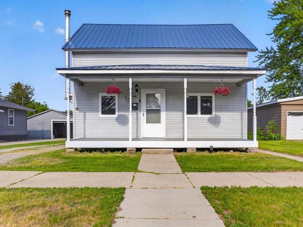 326 S ELLIS AVENUE, Peshtigo, WI 54157