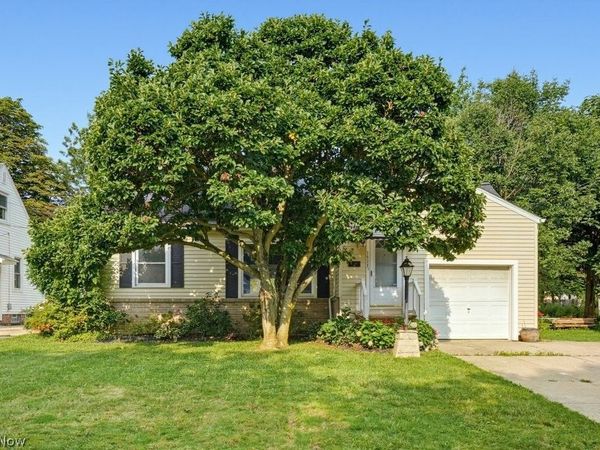 1628 Parker Drive , Mayfield Heights, OH 44124