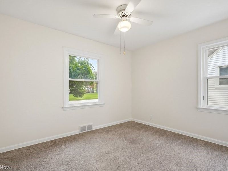 1628 Parker Drive , Mayfield Heights, OH 44124 Photo 16