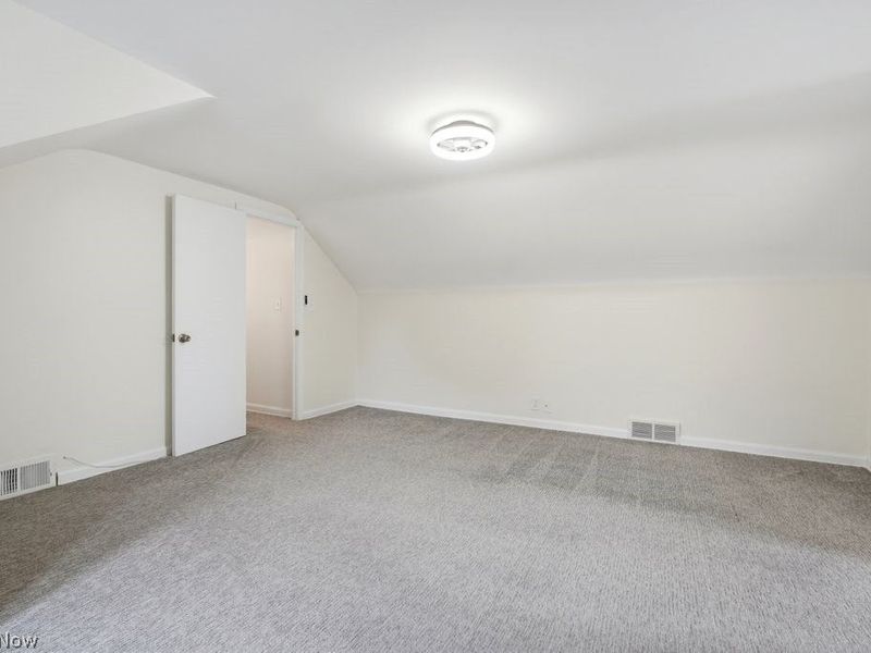 1628 Parker Drive , Mayfield Heights, OH 44124 Photo 24