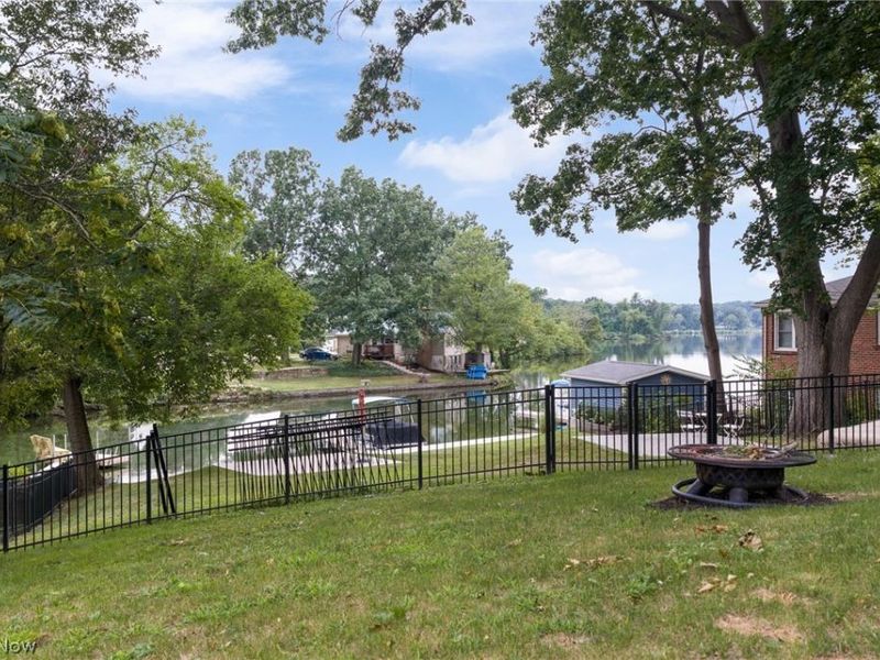 678 Portage Lakes Drive, Akron, OH 44319 Photo 36