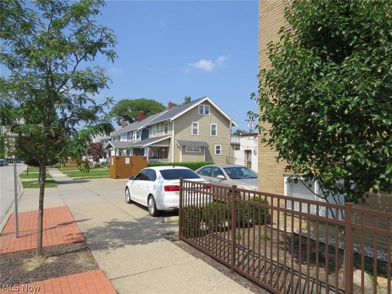 1675 Woodward Avenue, Lakewood, OH 44107 Photo 24