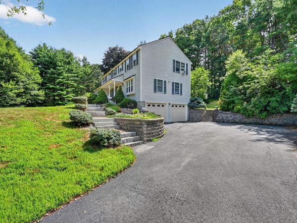 3 Farrwood Road, Windham, NH 03087