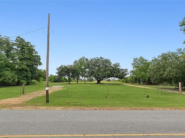 1217 DELACROIX Highway , St Bernard, LA 70085