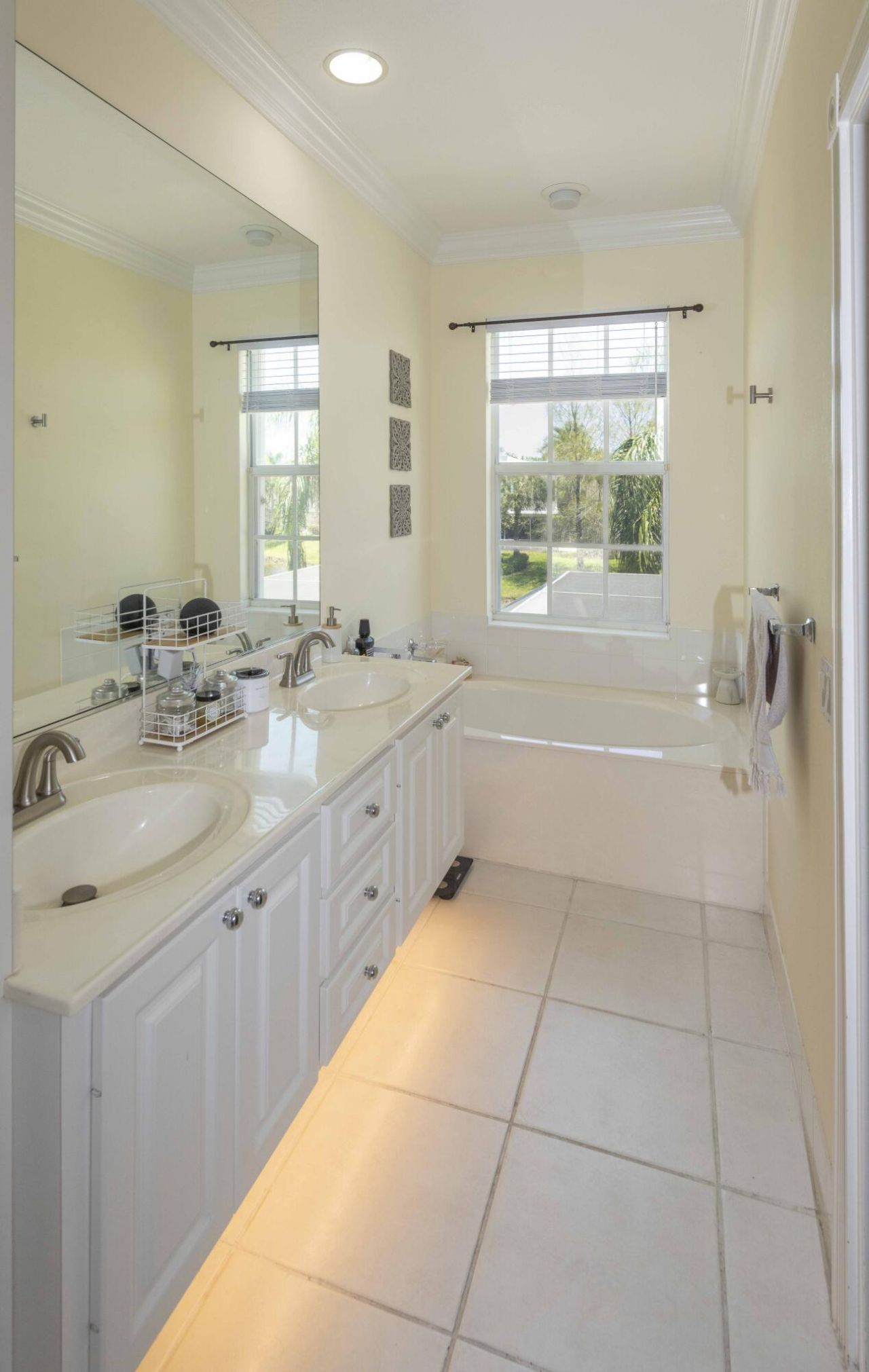 154 Santa Barbara Way, Palm Beach Gardens, FL 33410 Photo