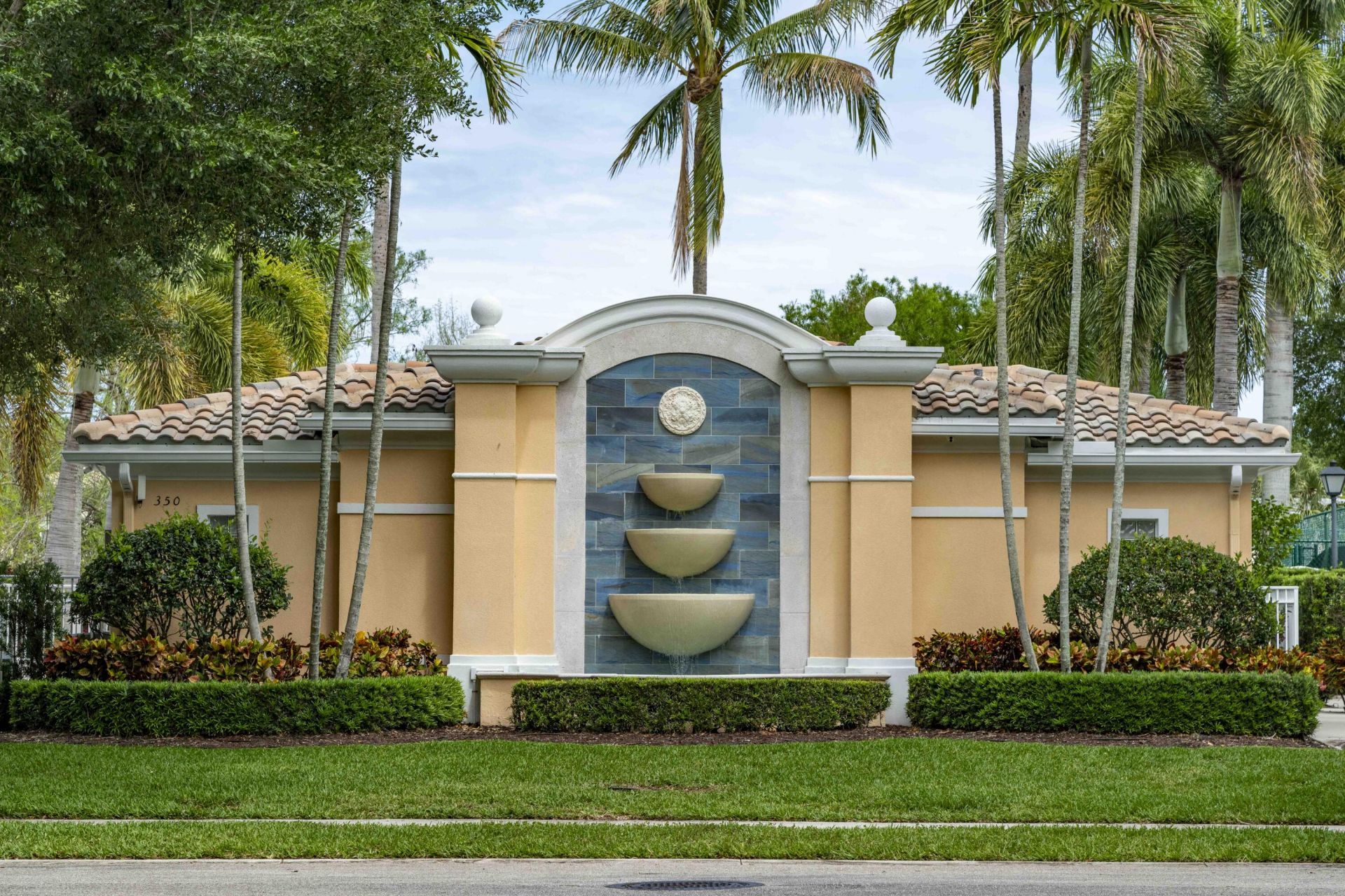 154 Santa Barbara Way, Palm Beach Gardens, FL 33410 Photo