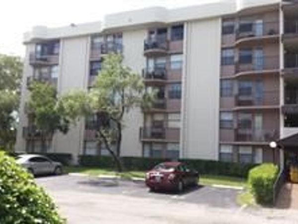 2701 RIVERSIDE Drive, Unit 105-B, Coral Springs, FL 33065