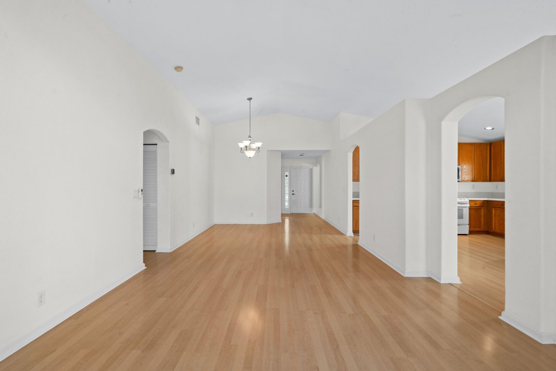 4977 Victoria Circle, West Palm Beach, FL 33409 Photo