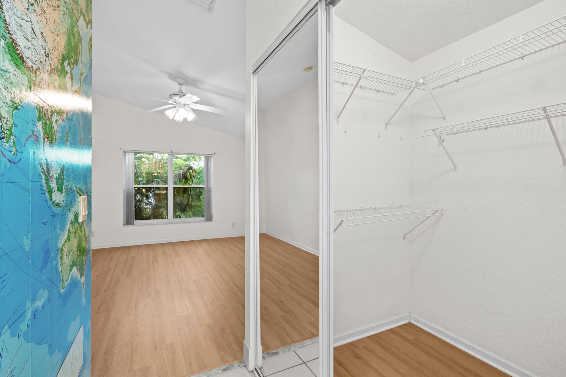 4977 Victoria Circle, West Palm Beach, FL 33409 Photo