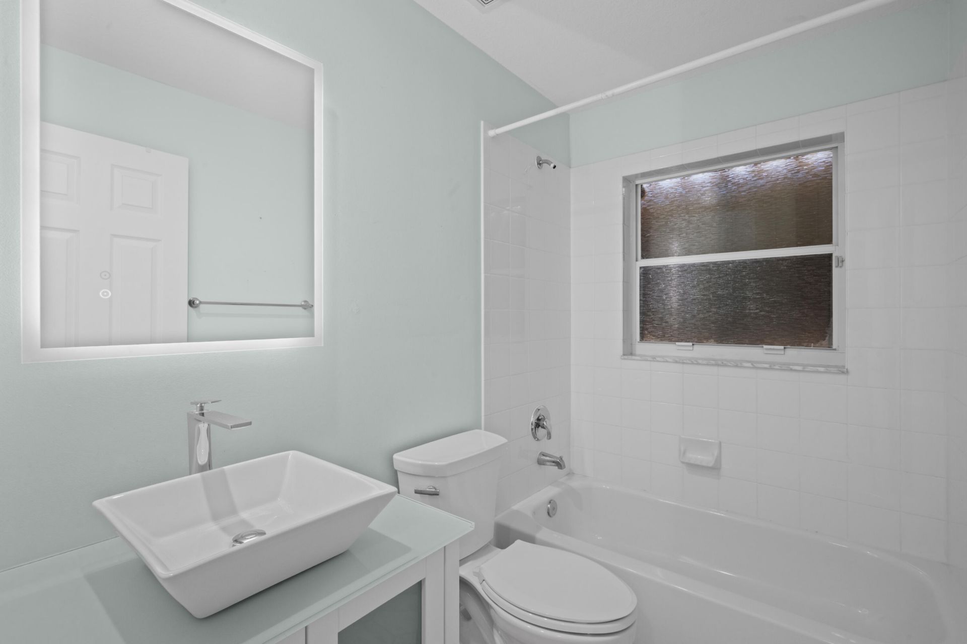 4977 Victoria Circle, West Palm Beach, FL 33409 Photo