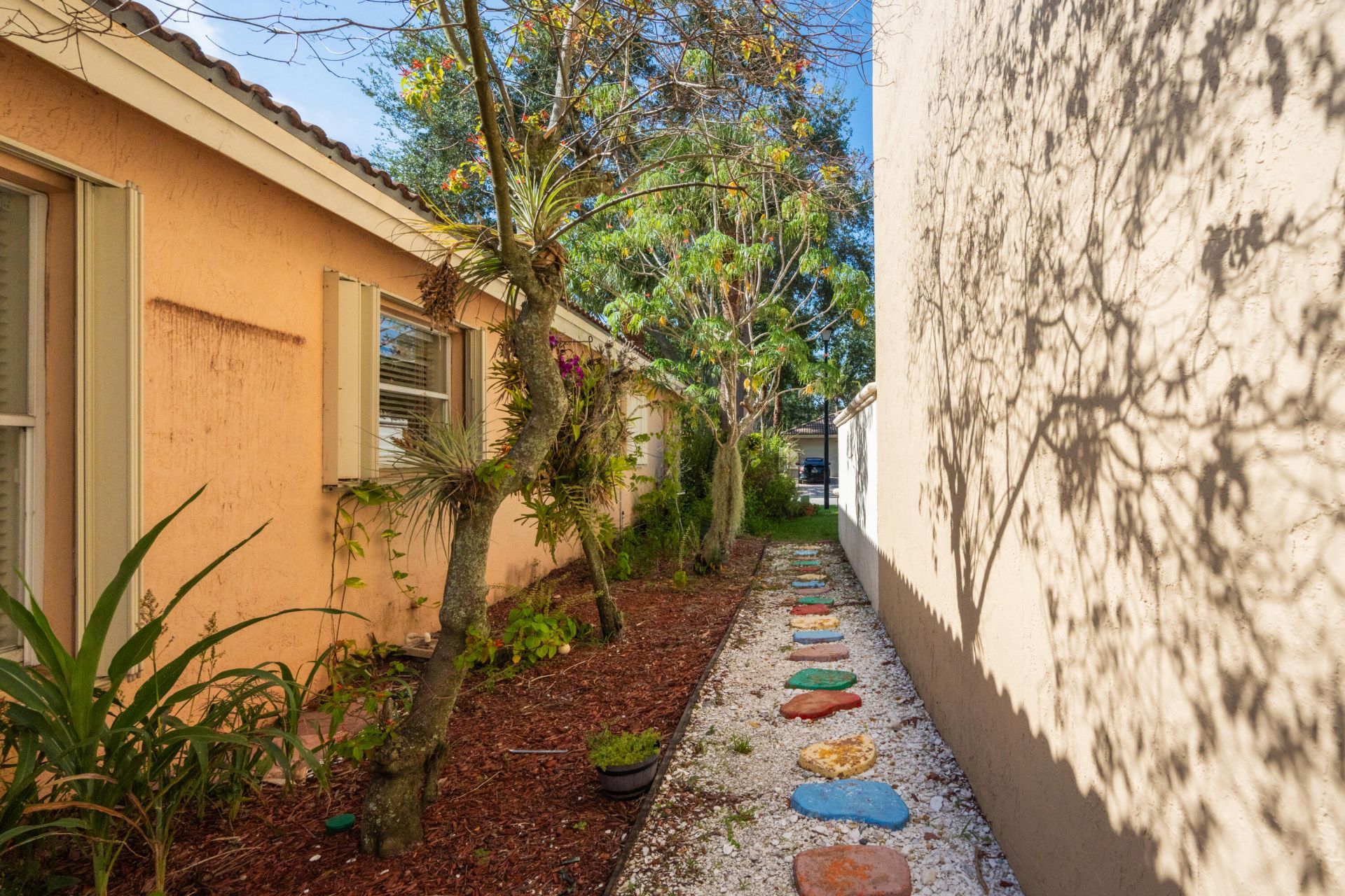 4977 Victoria Circle, West Palm Beach, FL 33409 Photo
