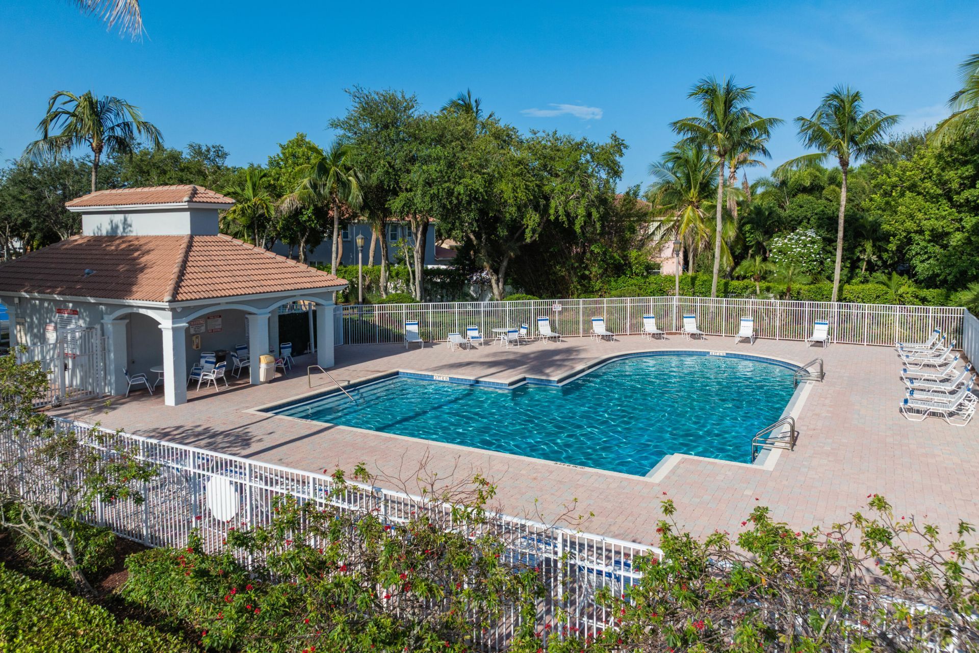 4977 Victoria Circle, West Palm Beach, FL 33409 Photo