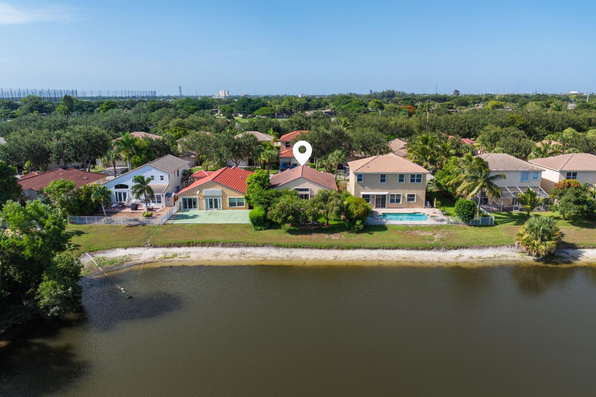 4977 Victoria Circle, West Palm Beach, FL 33409 Photo