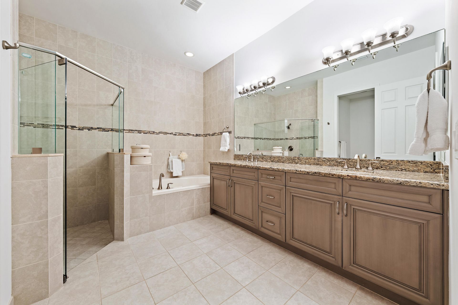 1025 Piccadilly Street, Palm Beach Gardens, FL 33418 Photo