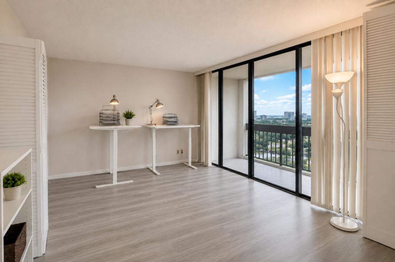2400 Presidential Way, Unit 1105, West Palm Beach, FL 33401 Photo