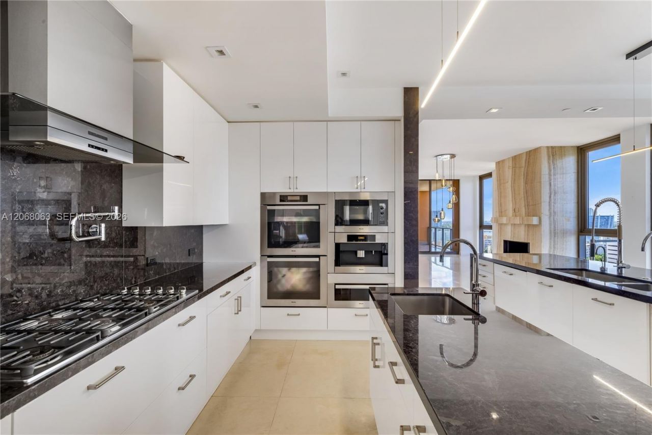 17749 Collins Ave , Unit 1201, Sunny Isles Beach, FL 33160 Photo