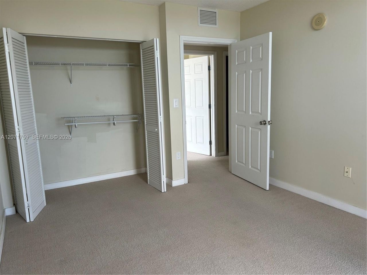 900 SW 8th St, Unit 1503, Miami, FL 33130 Photo