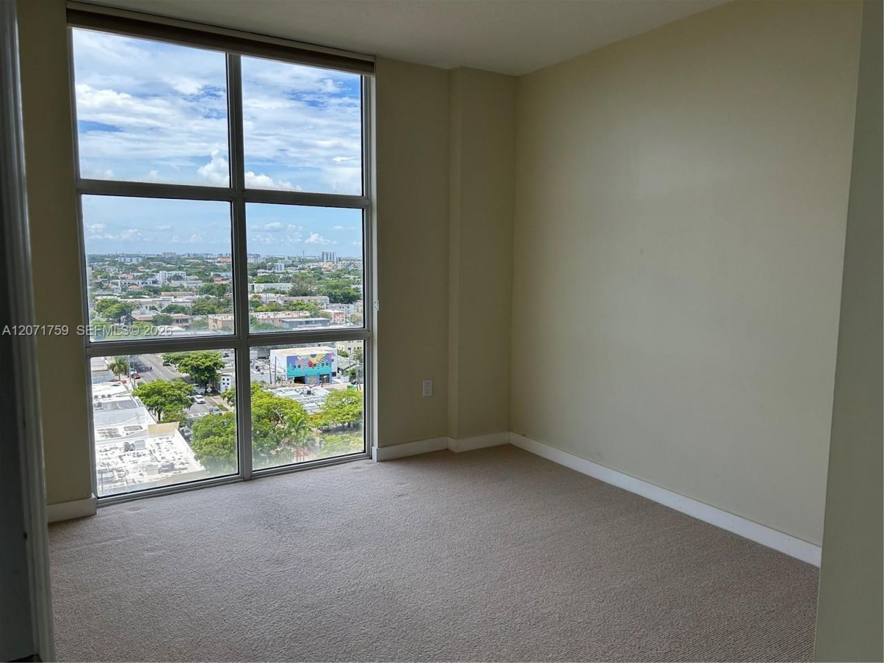 900 SW 8th St, Unit 1503, Miami, FL 33130 Photo