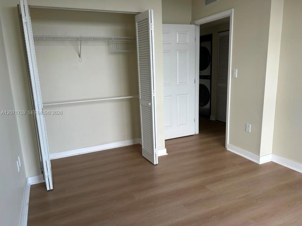 900 SW 8th St, Unit 1503, Miami, FL 33130 Photo