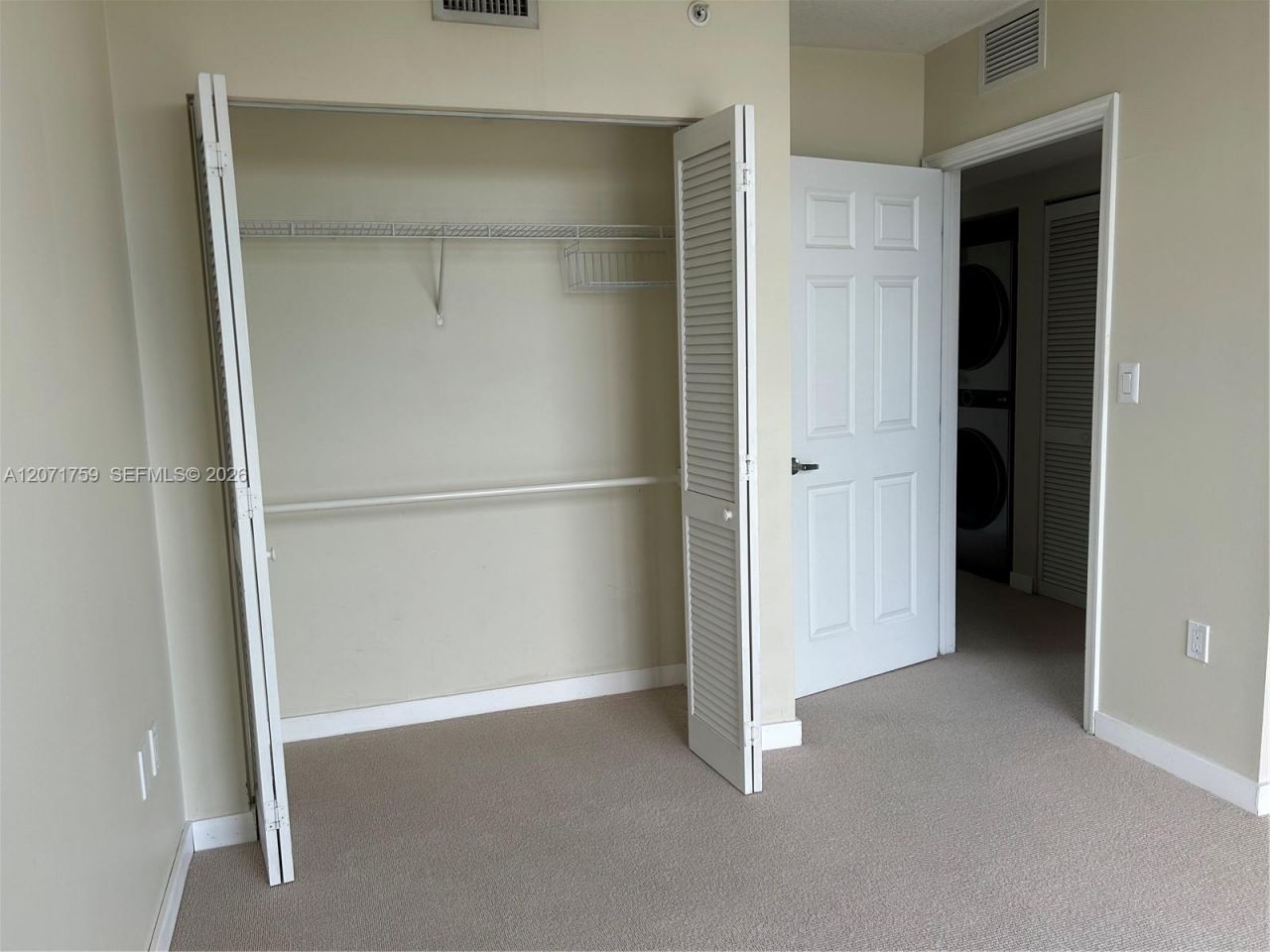 900 SW 8th St, Unit 1503, Miami, FL 33130 Photo