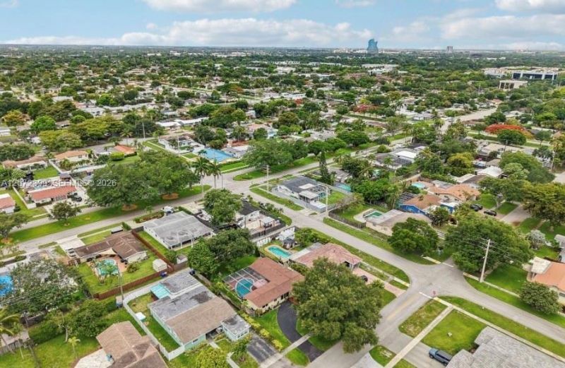 1812 N 45th Ave , Hollywood, FL 33021 Photo