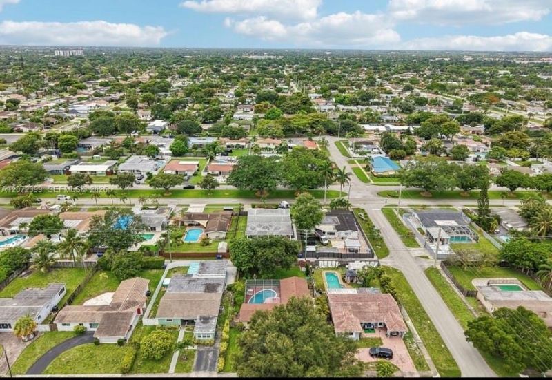 1812 N 45th Ave , Hollywood, FL 33021 Photo