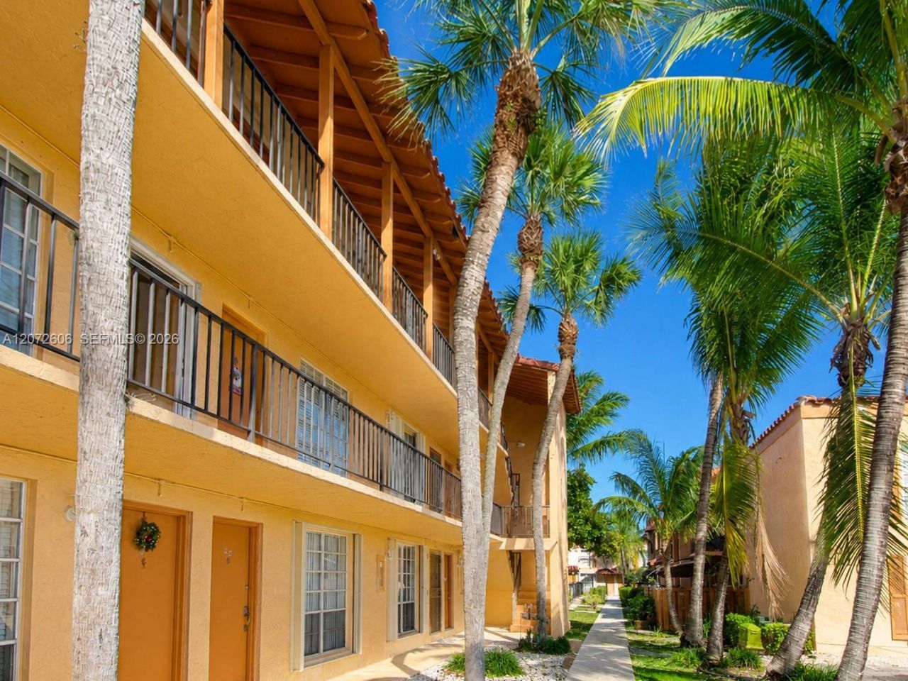 7155 Miami Lakes Dr, Unit P4, Miami Lakes, FL 33014 Photo