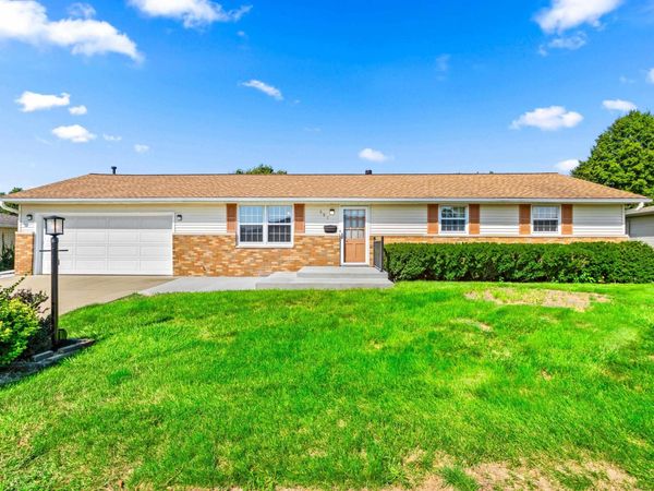 325 N OREGON Avenue, Morton, IL 61550