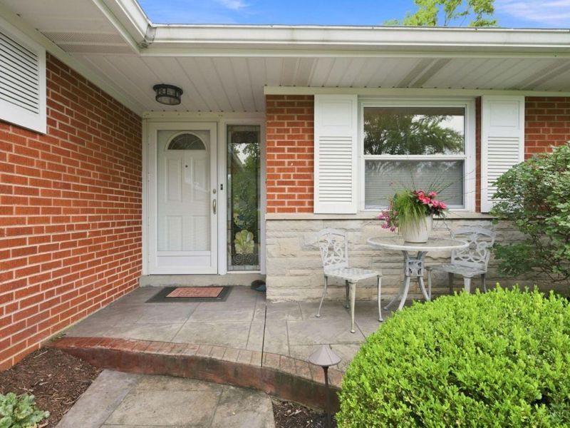 6643 Apache Circle, Madeira, OH 45243 Photo 2