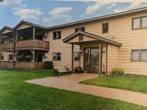 2114 Village Drive, Unit 125, Red Wing, MN 55066