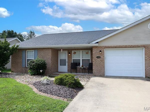 672 W 1ST Street W, Aviston, IL 62216