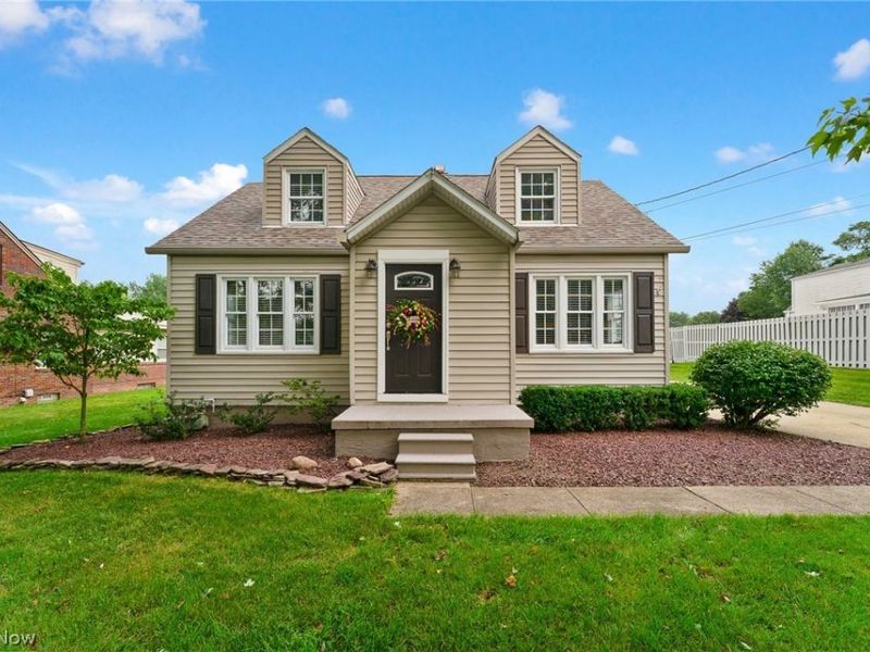 7539 Youngstown Pittsburgh Road, Poland, OH 44514 Photo 1