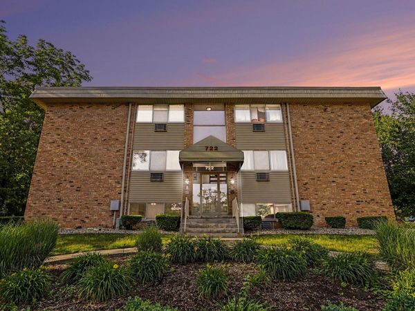722 W Kilgore Road, Unit 102, Kalamazoo, MI 49008