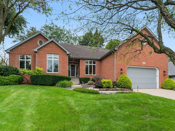 1805 Cheyenne Circle, Valparaiso, IN 46383