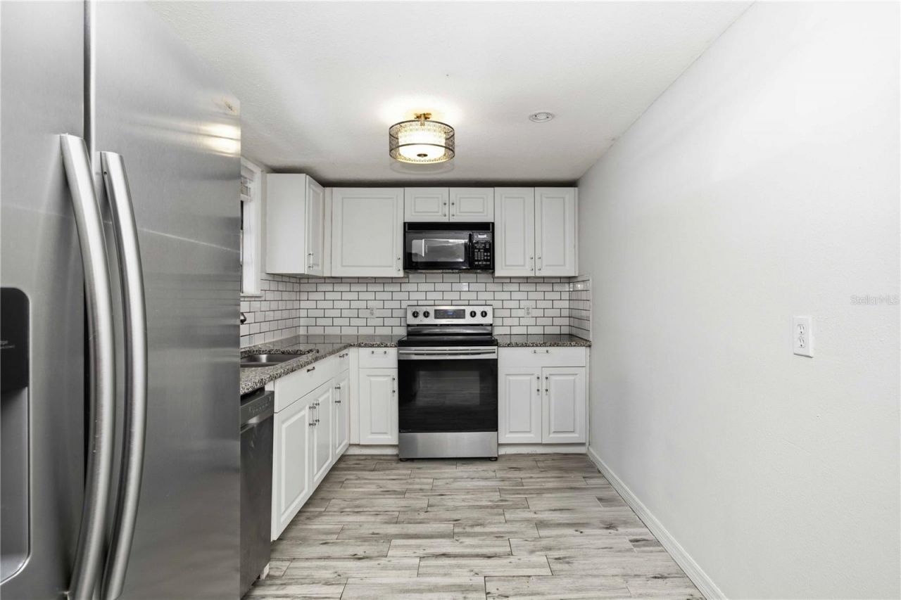 603 60th Avenue W, Bradenton, FL 34207 Photo
