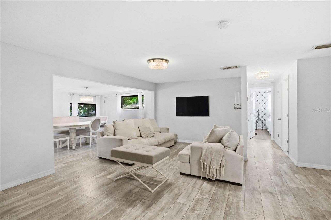 603 60th Avenue W, Bradenton, FL 34207 Photo
