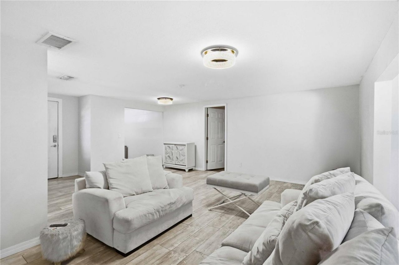 603 60th Avenue W, Bradenton, FL 34207 Photo