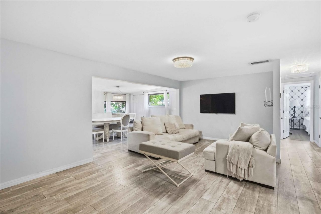 603 60th Avenue W, Bradenton, FL 34207 Photo