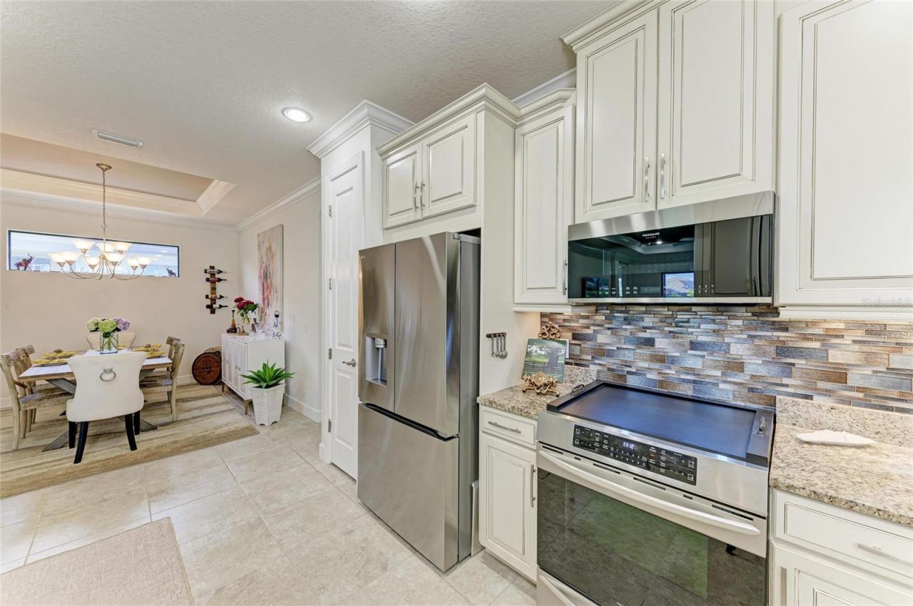 8737 Bellussi Drive, Sarasota, FL 34238 Photo
