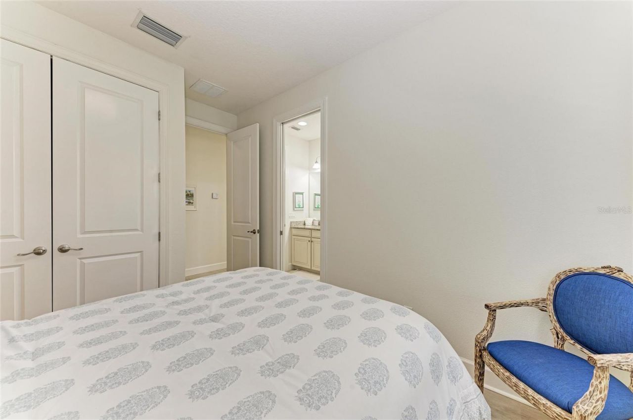 8737 Bellussi Drive, Sarasota, FL 34238 Photo