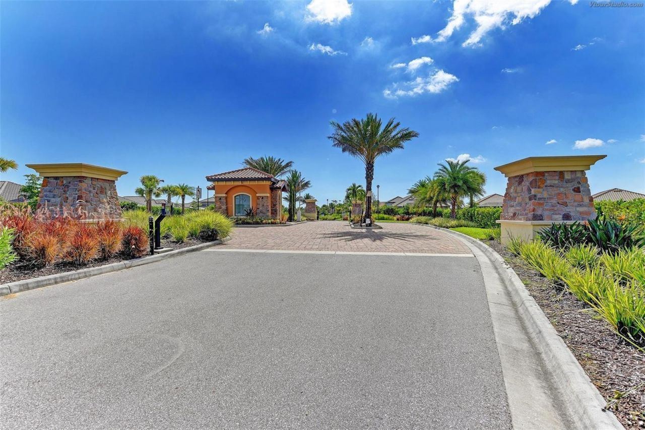 8737 Bellussi Drive, Sarasota, FL 34238 Photo